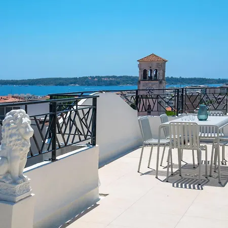 Les Pins Bed and Breakfast 3*