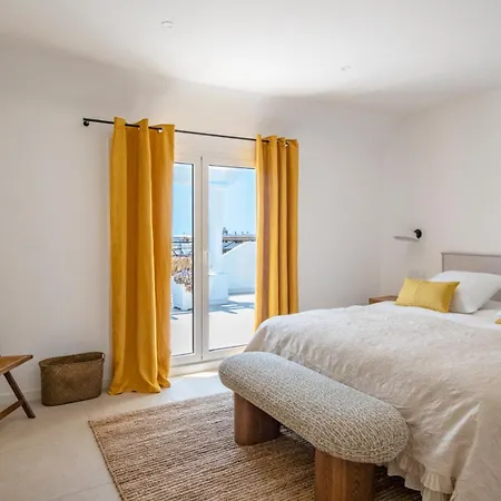 Les Pins Bed and Breakfast
