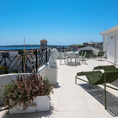 Les Pins Κάννες